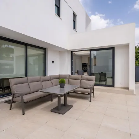 Casa Con Piscina Y Gran Terraza En El Pinillo Torremolinos