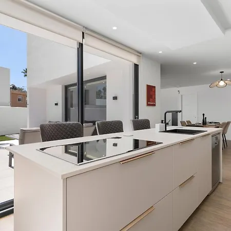 Apartamento Casa Con Piscina Y Gran Terraza En El Pinillo