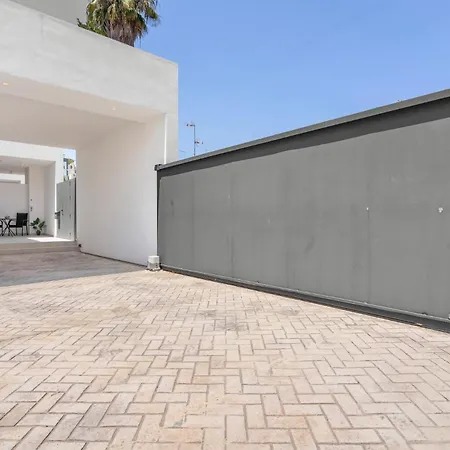 Apartamento Casa Con Piscina Y Gran Terraza En El Pinillo *